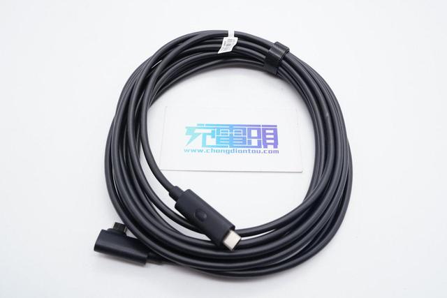 内置光纤模块的CC线缆长什么样?拆解脸书Oculus VR专用线揭晓