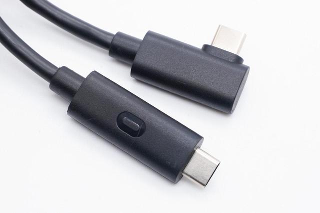 内置光纤模块的CC线缆长什么样?拆解脸书Oculus VR专用线揭晓